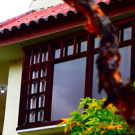 Hotel El Refugio Гуаранда Екстериор снимка